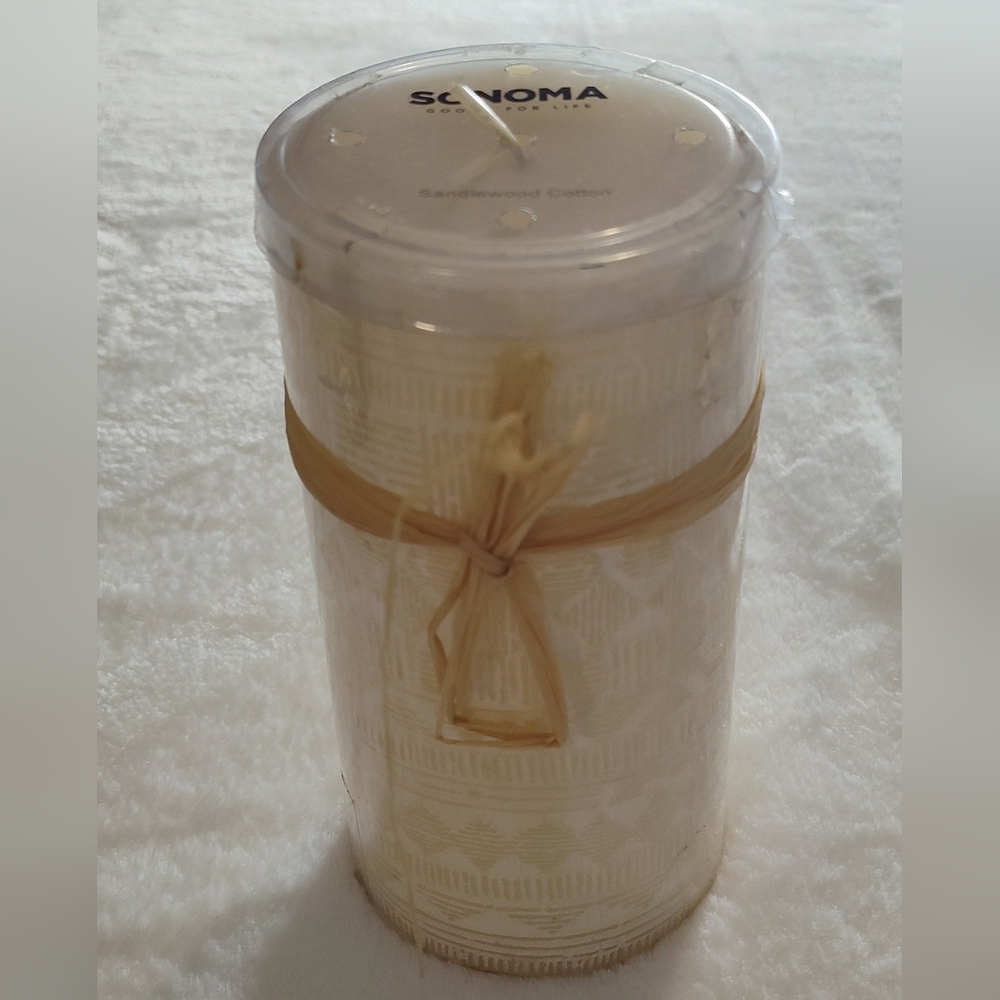 NWT! Sonoma Sandalwood Cotton Scented 6" Pillar Candle